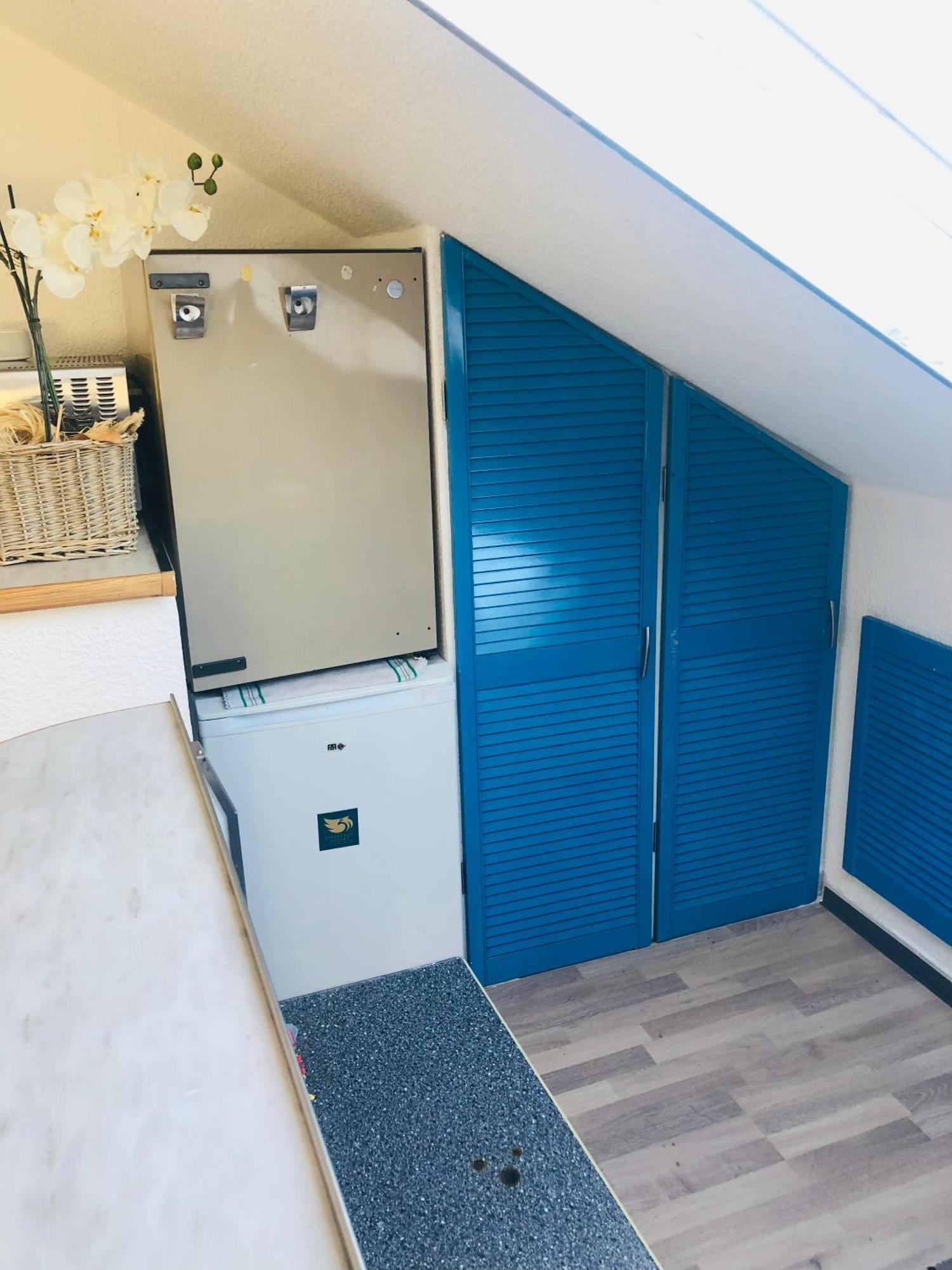Caleva'S Bnb Pforzheim Bagian luar foto