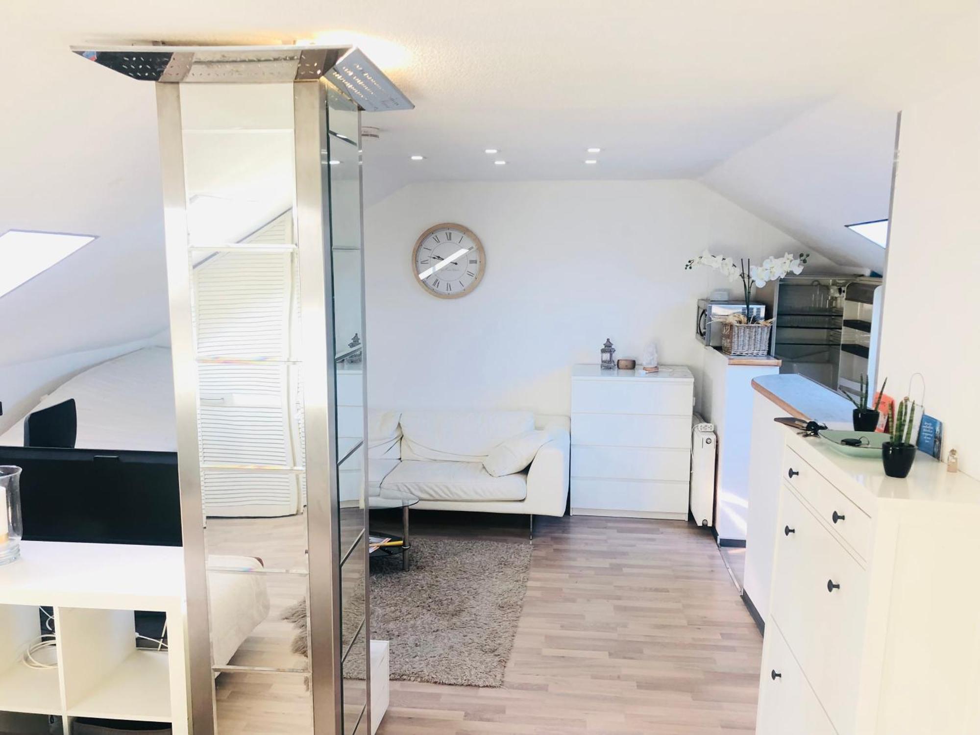 Caleva'S Bnb Pforzheim Bagian luar foto